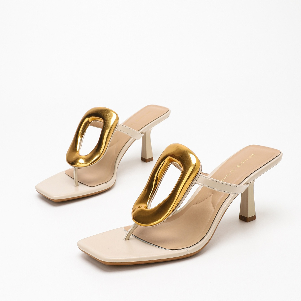 Hendaye Gold Ring Square Toe Thong Mules
