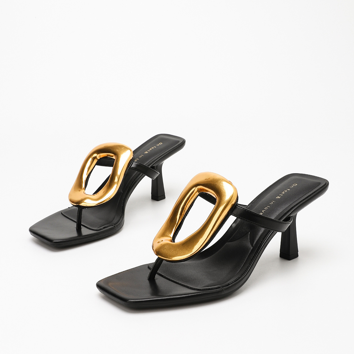 Hendaye Gold Ring Square Toe Thong Mules