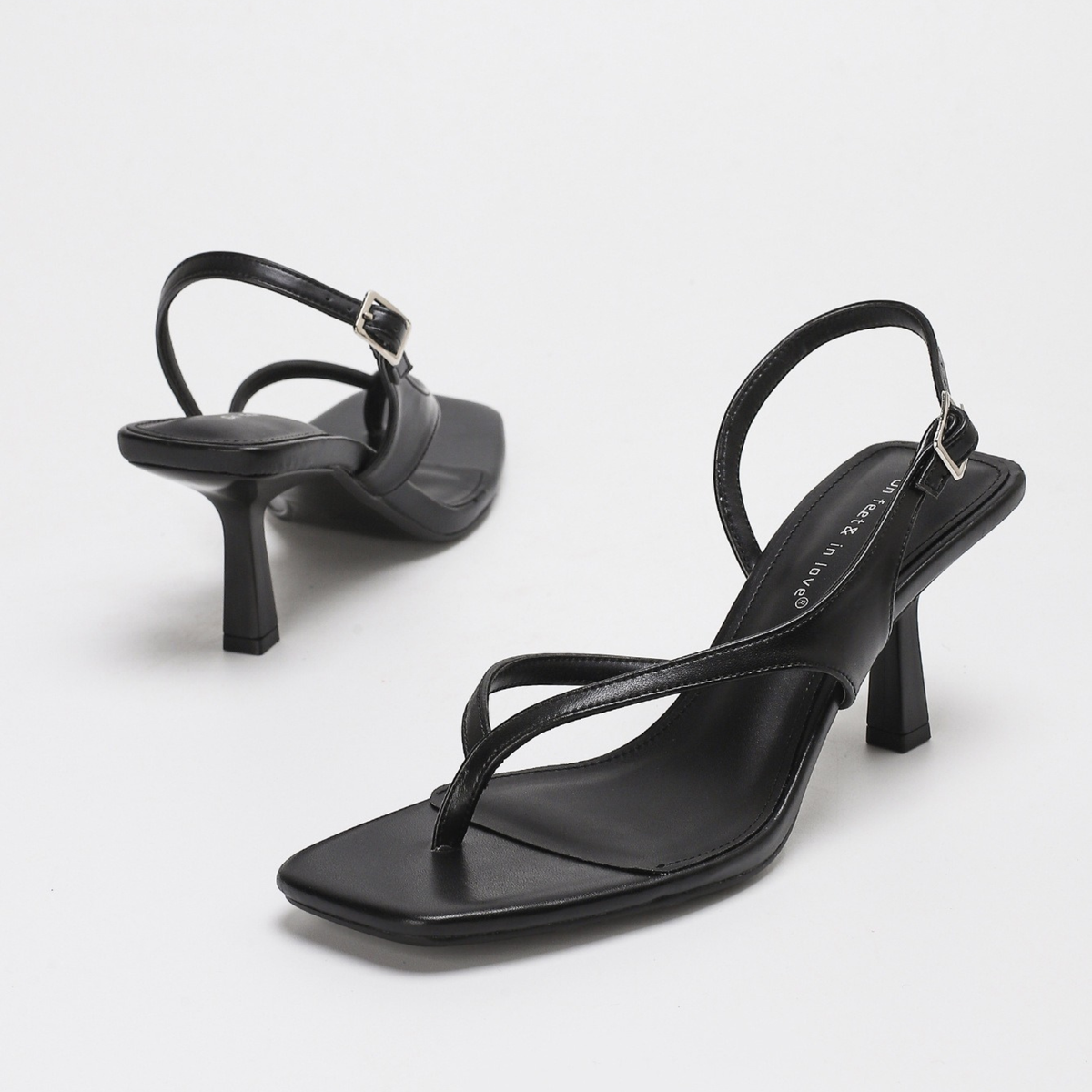 Gruissan Thong Strap Square Toe Sandals