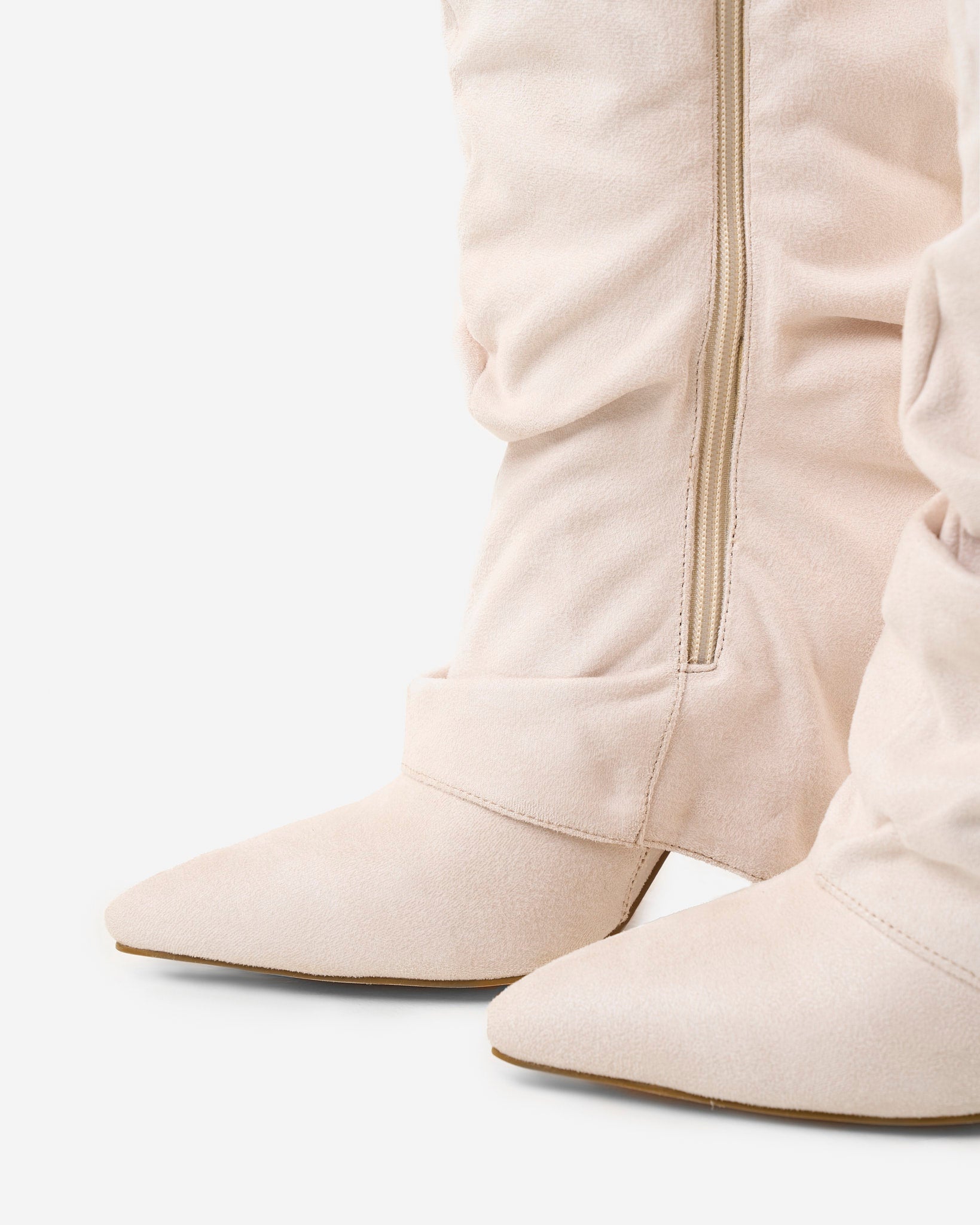 Mescini cream slouchy knee high boots, pointed toes seen from above, US size guide