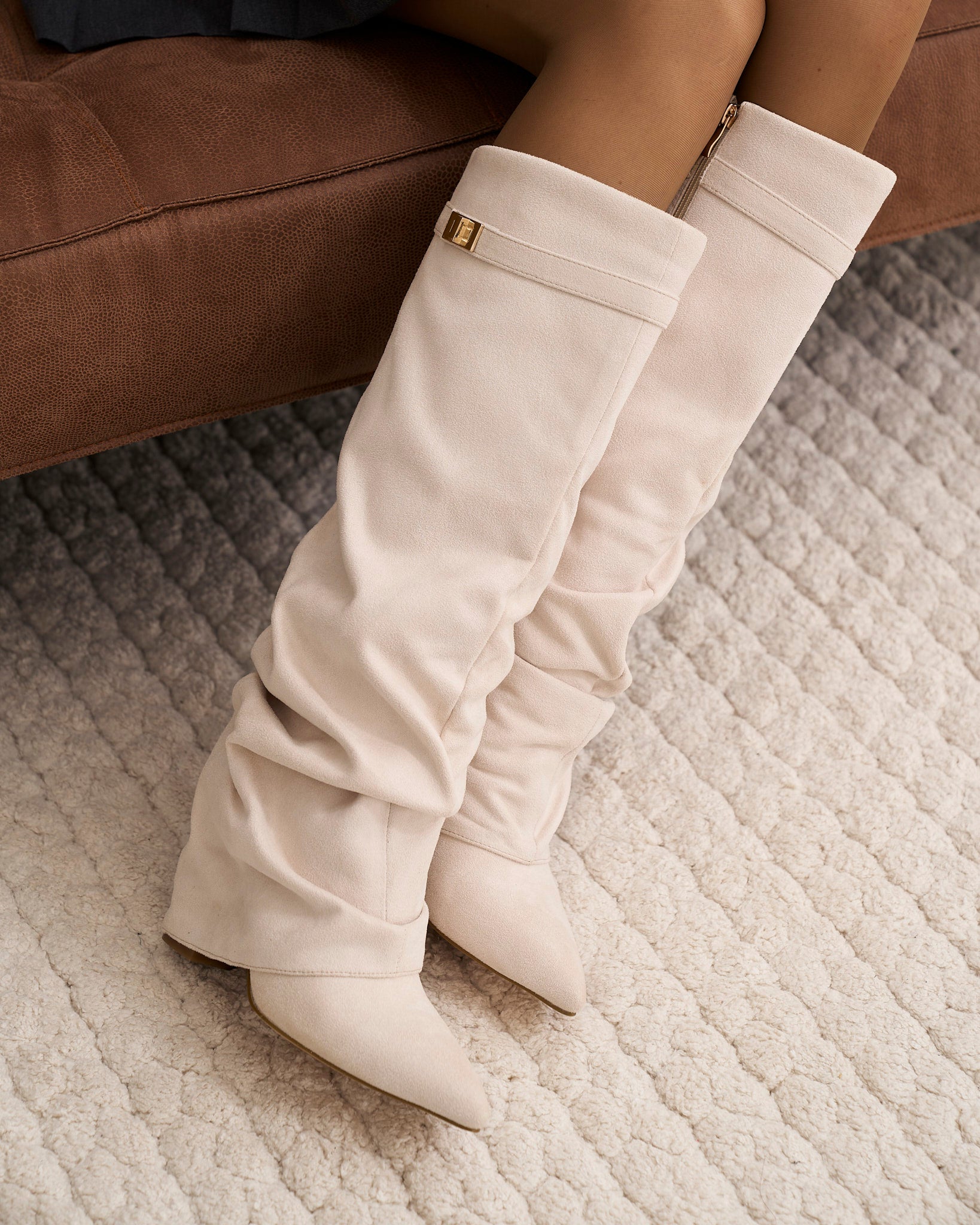 Mescini cream slouchy knee high boots, rear view of the gathered shaft, US sizes