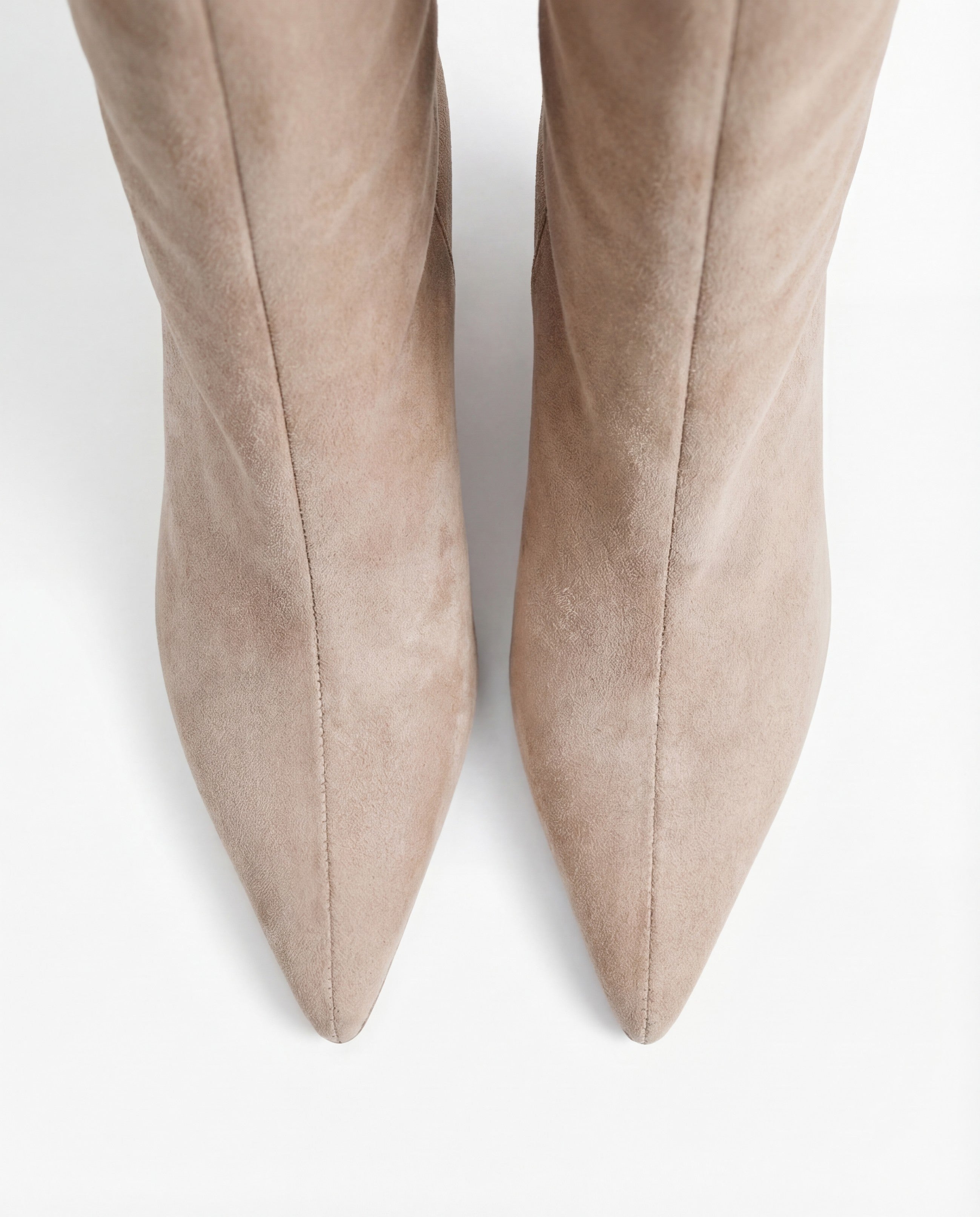 Mescini beige suede knee high boots, pointed toes seen from above, US size guide